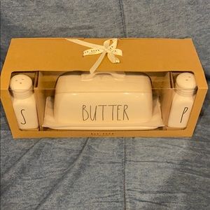 Rae Dunn Salt and Pepper Butter Set